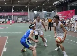 壹号-包含公开赛巅峰对决！关东独角兽队爆冷钱塘鲨队队，篮球赛场再起波澜；教练团队居功至伟的词条