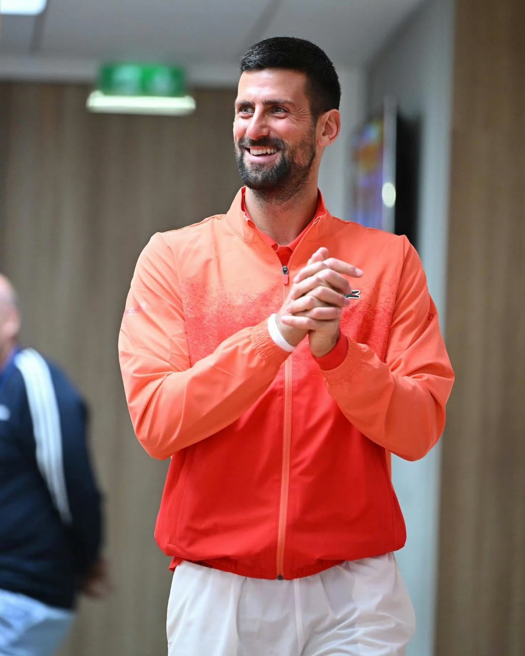 YIHAO-德约科维奇在加拿大队比赛中绝杀,高光表现引发热议!的简单介绍