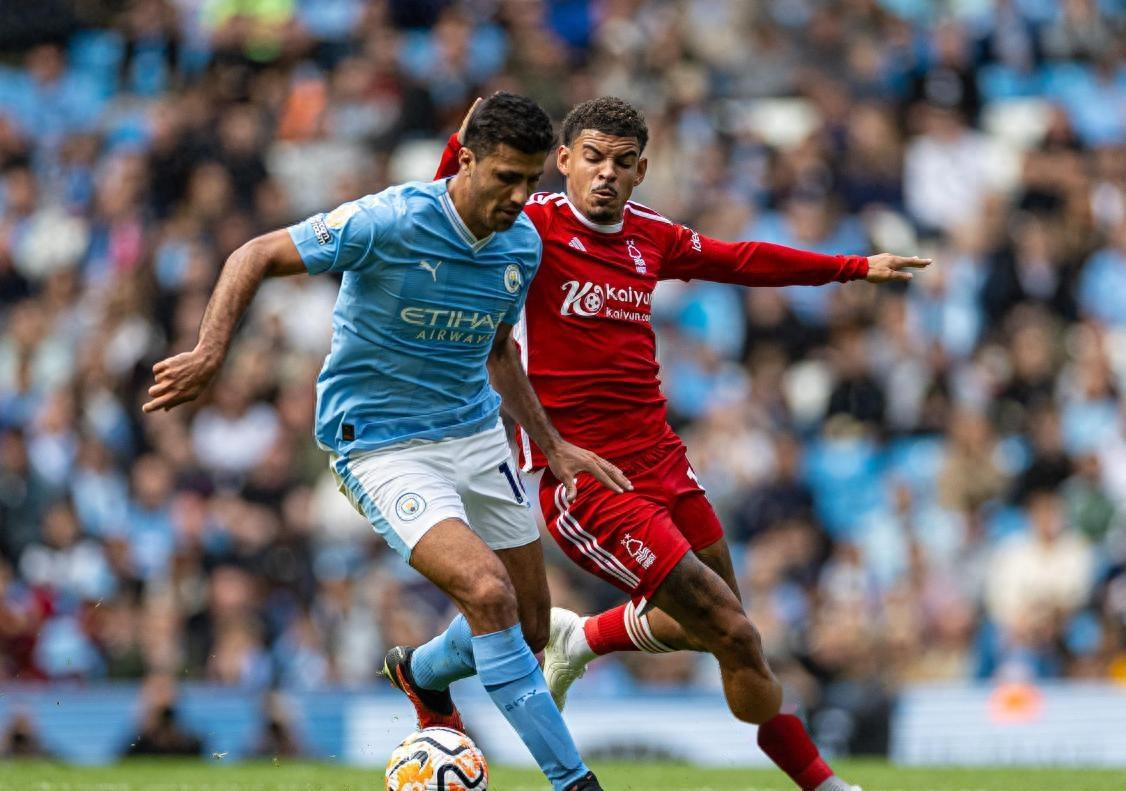 YIHAO-包含德布劳内赛事官方发布关键助攻新规，勇士争议不断！的词条